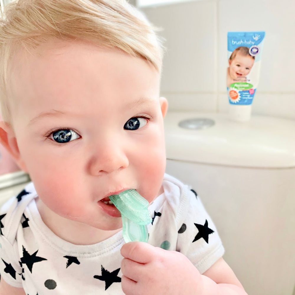 
                
                    Load image into Gallery viewer, bursh-baby Chewable Toothbrush
                
            